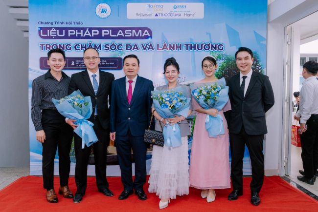 Đội ngũ Chủ toạ - Báo cáo viên hội thảo khoa học