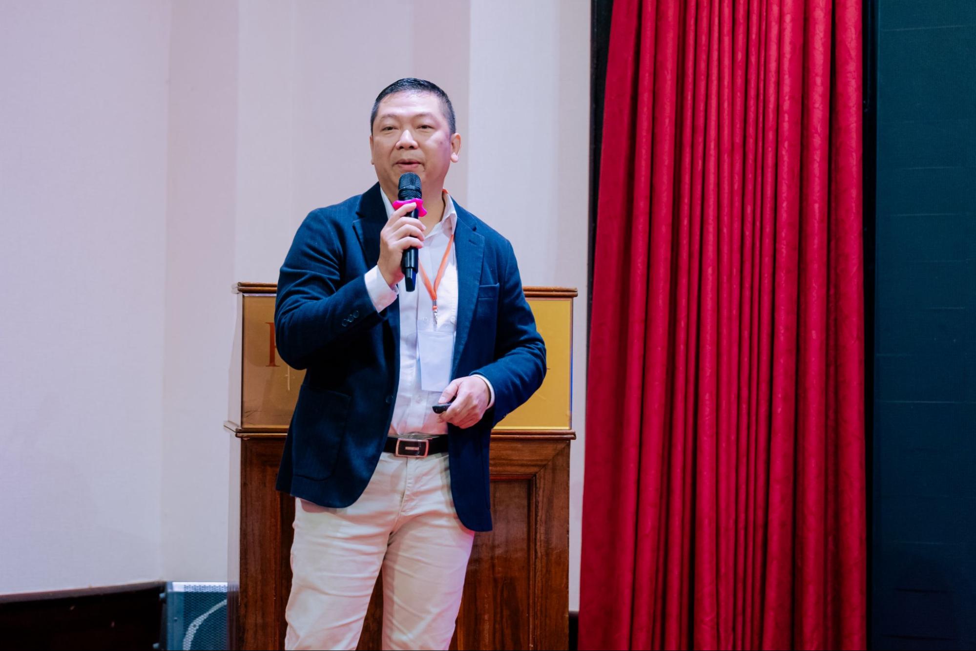 BS.CKII Vũ Hữu Thịnh - Trưởng khoa Tạo hình thẩm mỹ, Bệnh viện Đại học Y dược TP.HCM