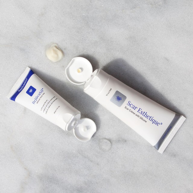 Kem làm mờ sẹo Rejuvaskin