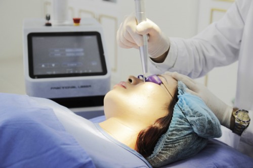 Truy lùng gel làm mờ sẹo lồi lâu năm hiệu quả và an toàn nhất