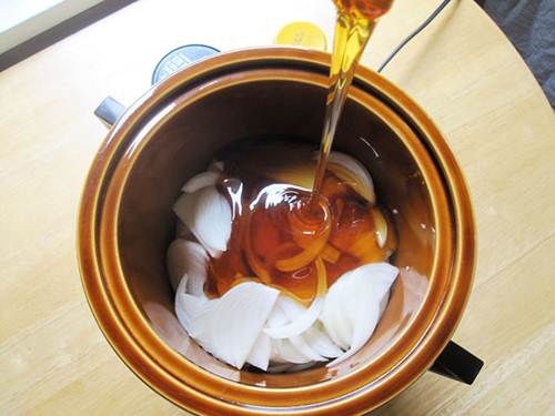 Trị sẹo lồi bằng hành tây và mật ong Trị sẹo lồi bằng hành tây và mật ong